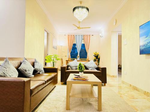 Elegant 3BHK Fully Furnished and Equipped Apt near Hitec City by EVARA SUITES — 4-Star Luxury Hotel in Hyderabad, India