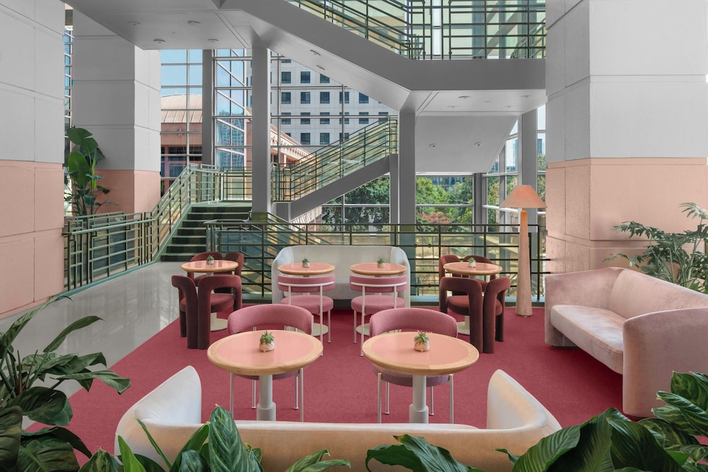 Downright Austin a Renaissance Hotel - photo 8