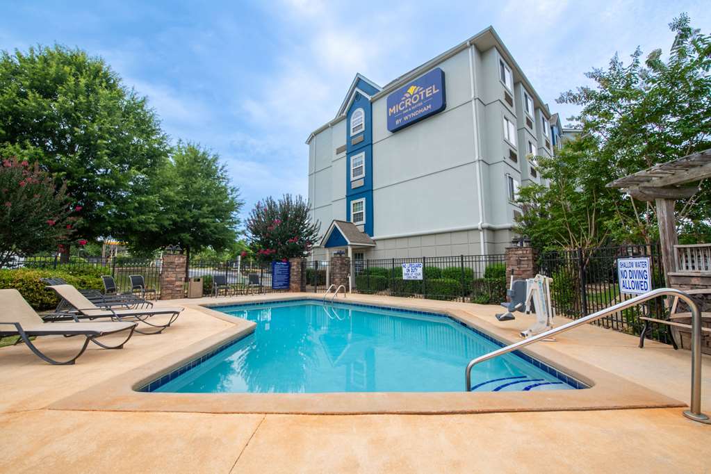 Microtel Inn & Suites by Wyndham Anderson Clemson - photo 11