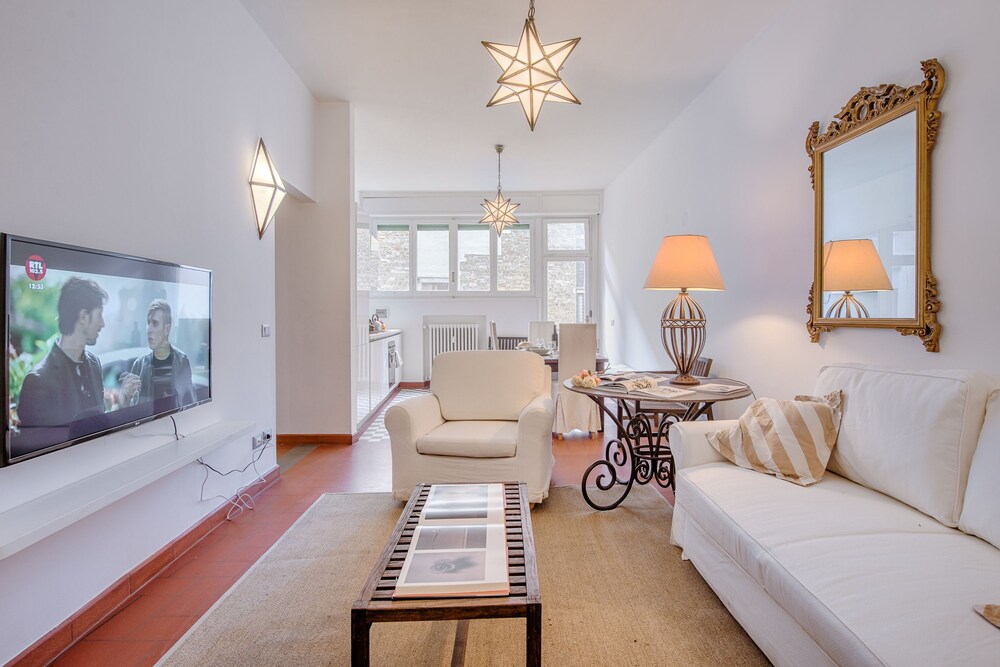 Sprone Palace - carbon neutral hotel in Florence
