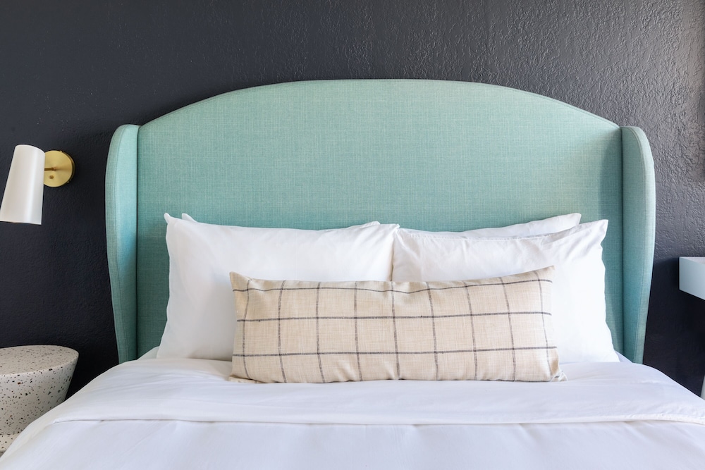 Signature Inn Oakland - photo 19