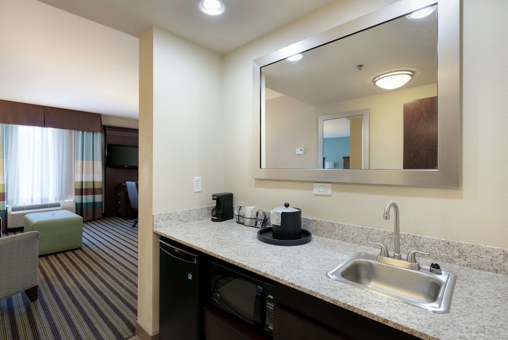 Hampton Inn & Suites Adairsville Calhoun Area - photo 20