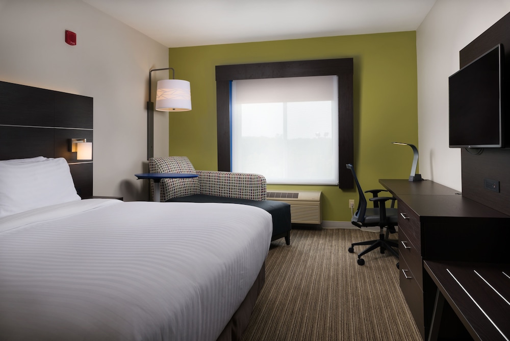 Holiday Inn Express Hotel & Suites Independence Kansas City by IHG - photo 9