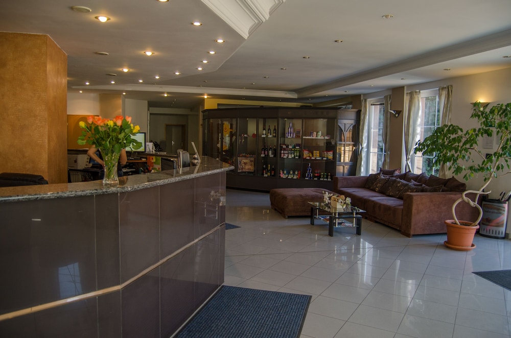 Hotel West — Bratislava — photo 2