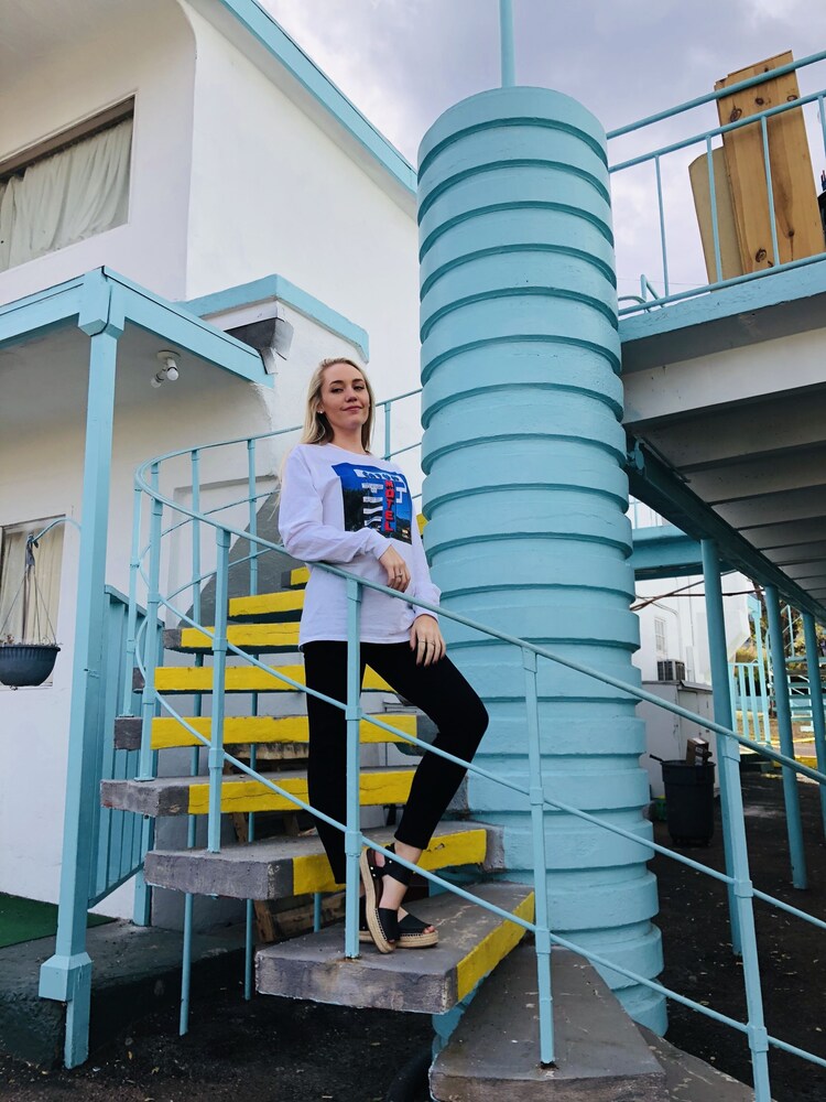 La Fun Motel - photo 49