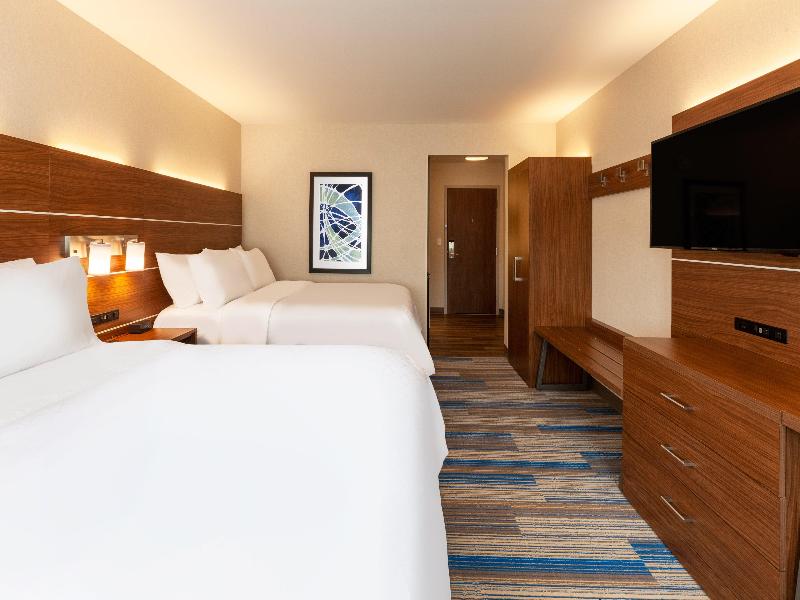 Holiday Inn Express & Suites Brunswick Harpers Ferry Area by IHG - photo 71