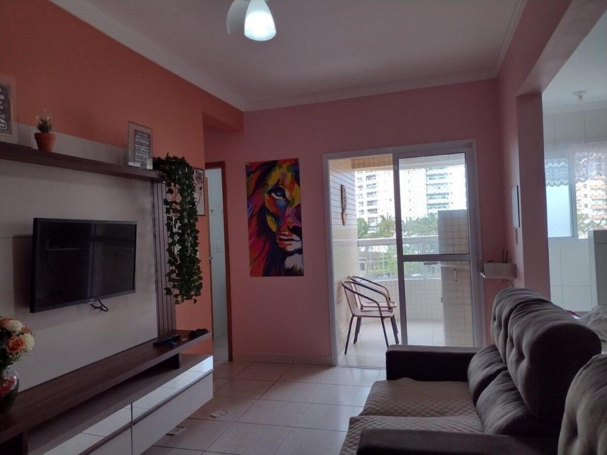 Apto150 m praia Wi Fi 6pessoas in Praia Grande, Brasil