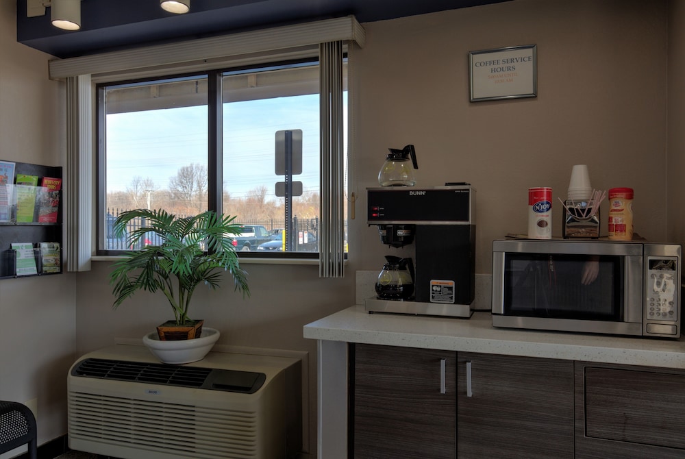 Fair View Inn & Suites - photo 3