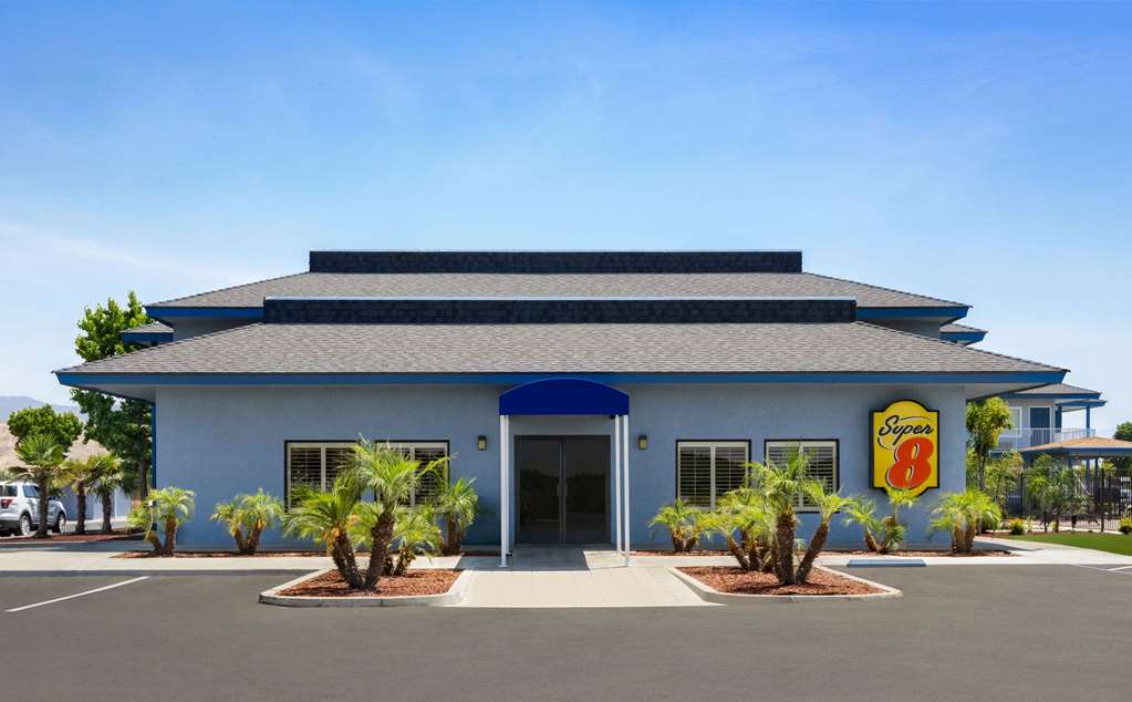 Super 8 by Wyndham Lindsay Olive Tree - photo 6