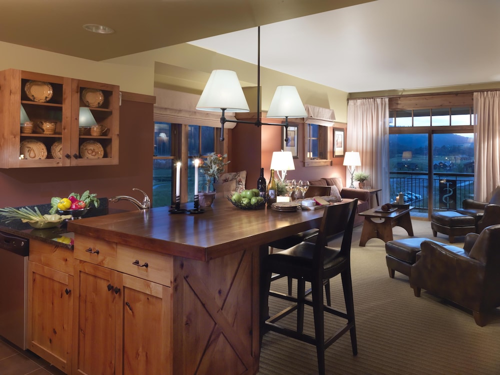 The Lodge at Bronze Buffalo Ranch - photo 7