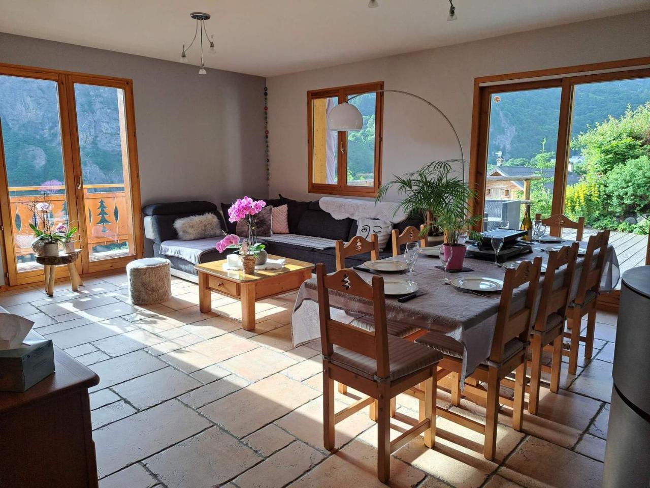 Chalet 4 8 Pers Animaux Admis Wifi Parking a Valloire Fr 1 263 542 — 4-Star Luxury Hotel in Valloire, France