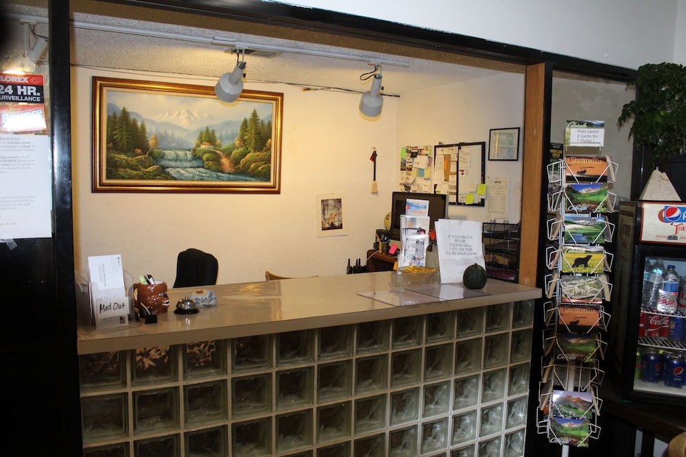 Travelers Inn & Suites Colorado - photo 3