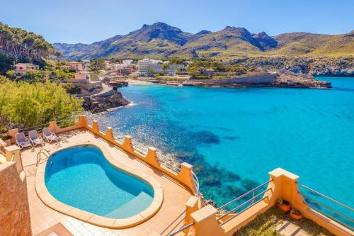 Apartamento Mirador — 4-Star Luxury Hotel in Pollenca, Spain