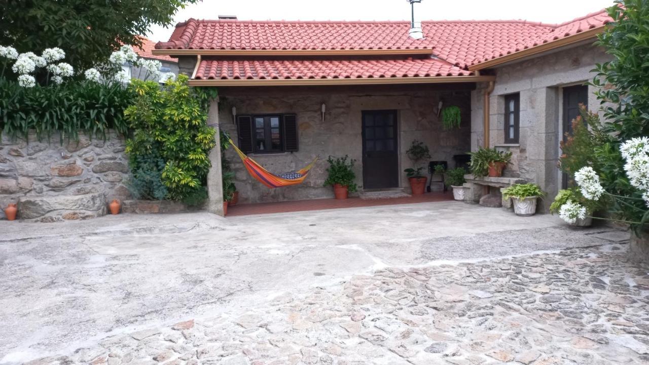 Casa Da Rosa Porreiras — 4-Star Luxury Hotel in Paredes De Coura, Portugal