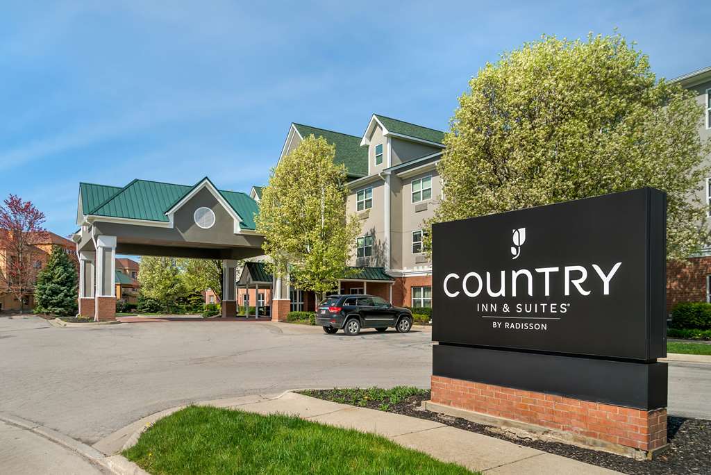 Country Inn & Suites by Radisson Toledo South OH - featured photo