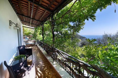 Villa Marinella close to the sea with private pool — 4-Star Luxury Hotel in Massa Lubrense, Italy