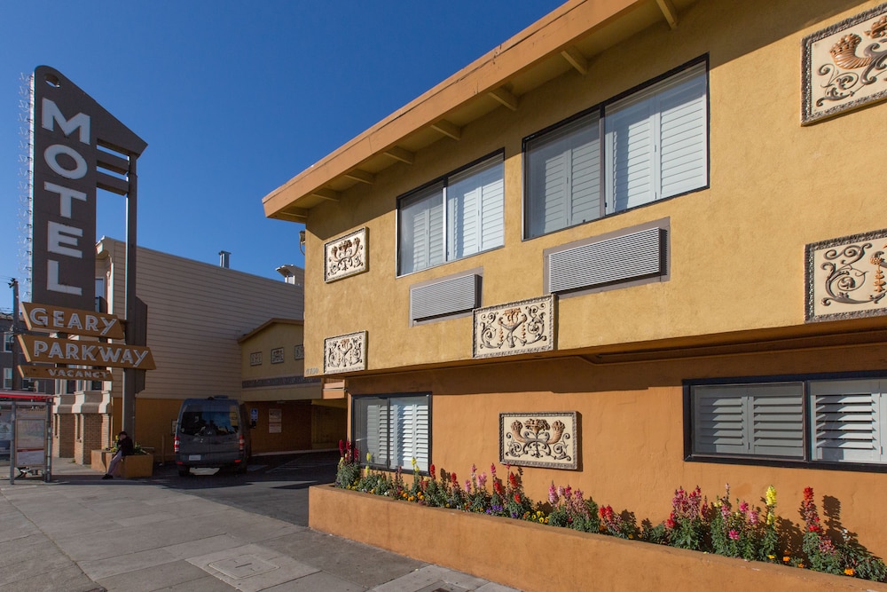 Geary Parkway Motel - photo 40