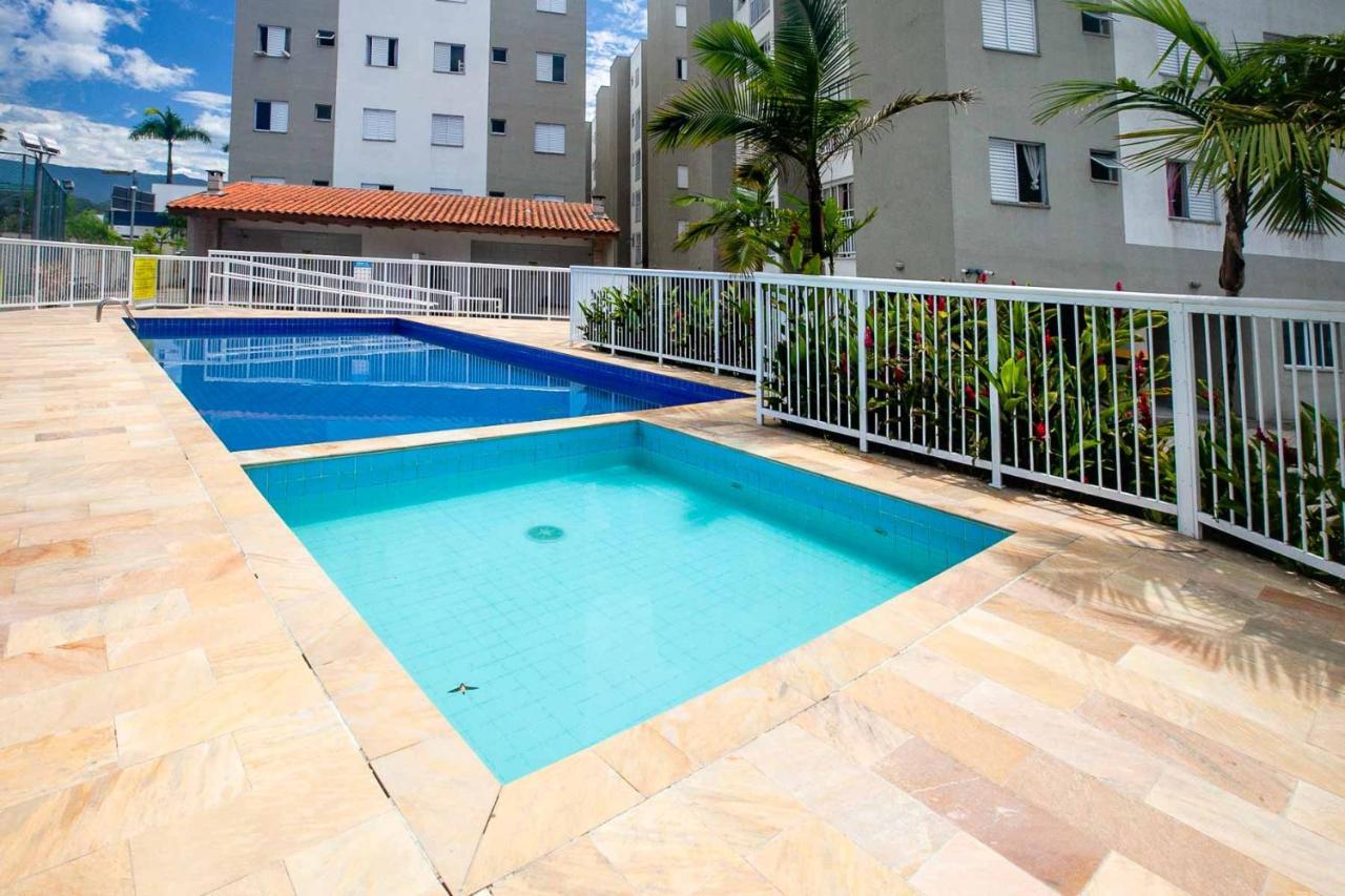 Apartamento Ubatuba Proxima a Praia Grande Com Wifi — 4-Star Luxury Hotel in Ubatuba, Brasil
