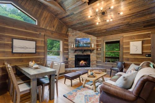 Eagle Ridge Creek in Banner Elk, United States