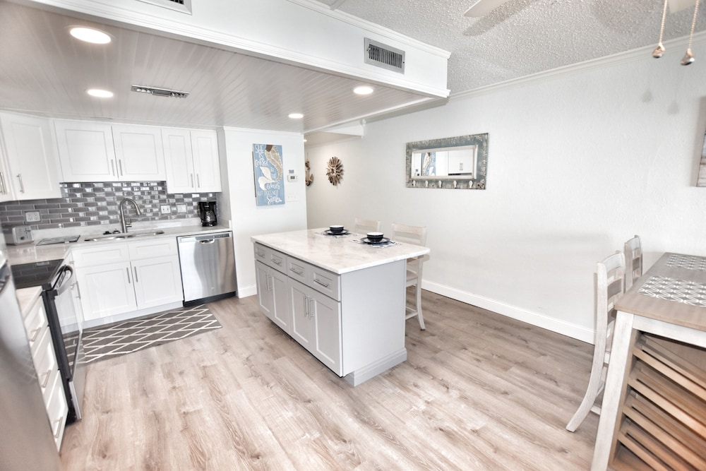 0206 Waters Edge Resort 1 Bedroom Condo by RedAwning - photo 7