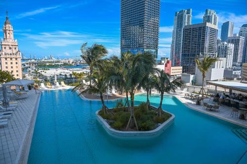 Glamorous Gale Miami Ocean View Balcony Resort & Spa - photo 6