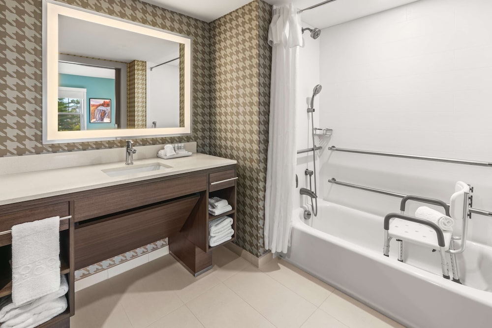 Home2 Suites by Hilton North Conway - photo 50