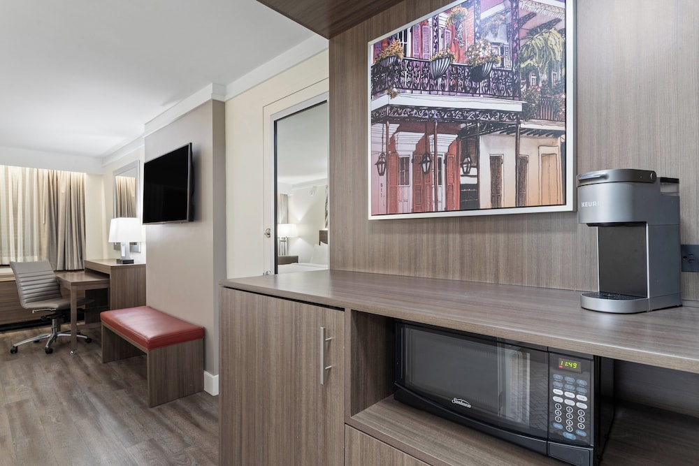 Crowne Plaza Executive Center Baton Rouge by IHG - photo 49