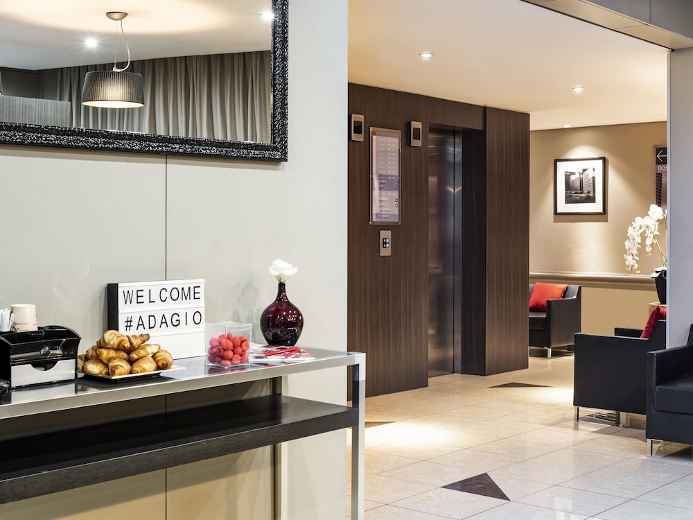 Aparthotel Adagio La Défense Esplanade in Puteaux, France