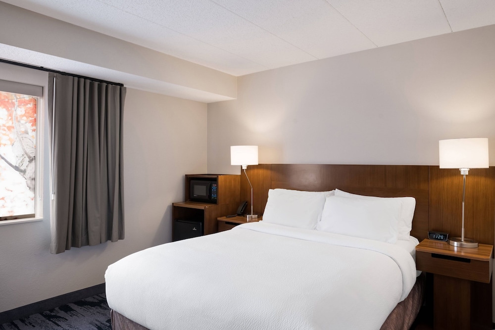 Fairfield Inn By Marriott Amesbury - photo 10