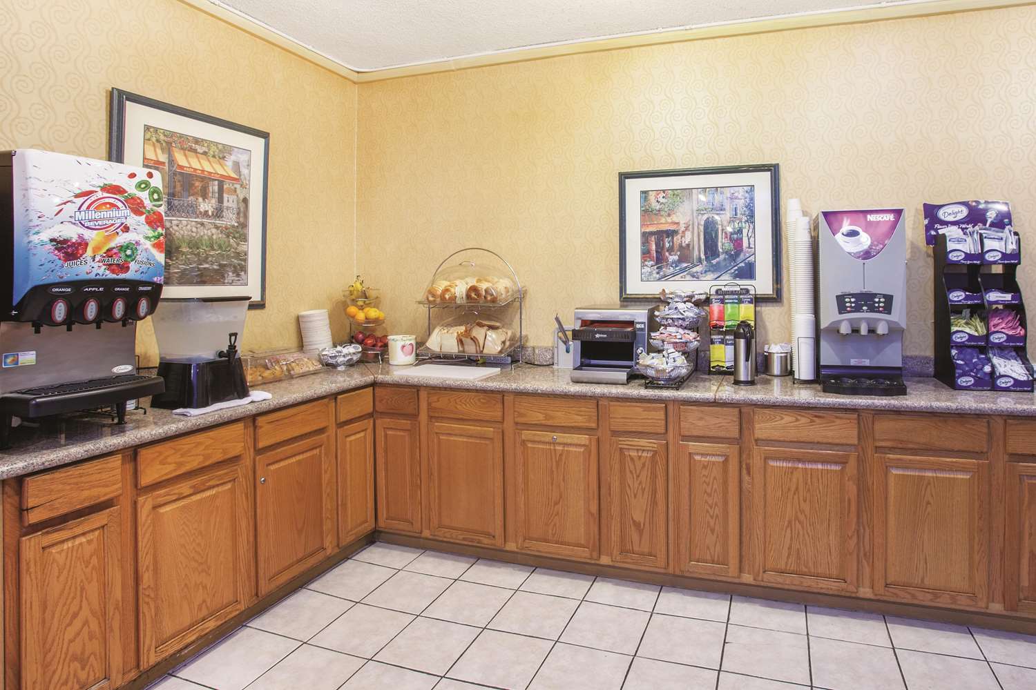 University Inn and Suites Berkeley - photo 22