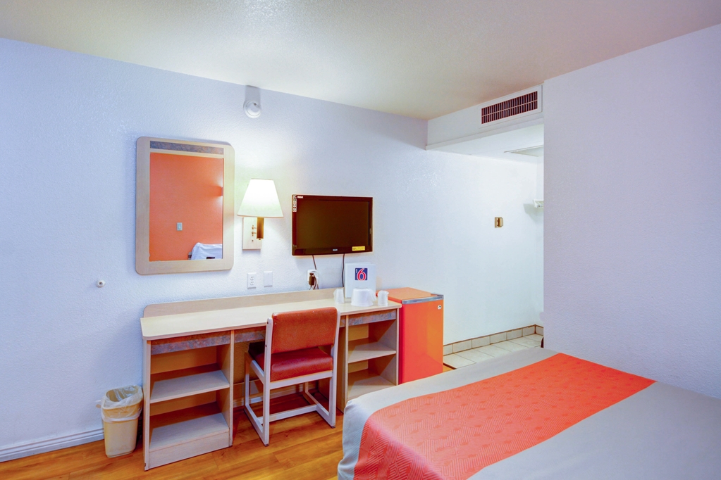 Motel 6 Saint George UT - photo 18