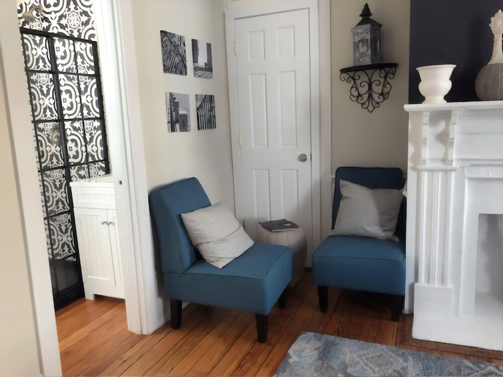 Suites on Coming - photo 48