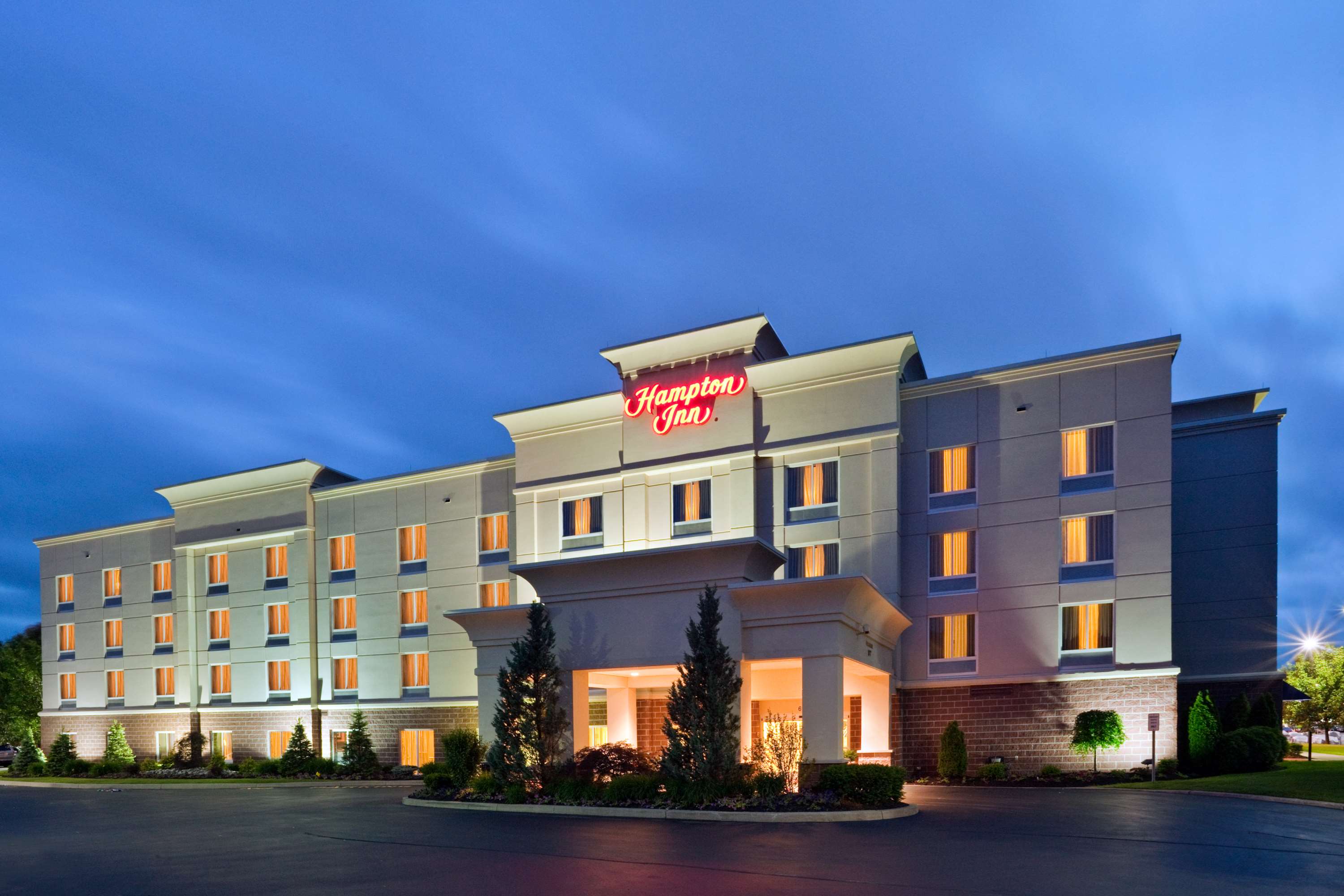 Hampton Inn Clifton Park - photo 4