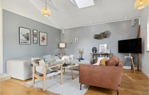 3 Bedroom Lovely Home In Jægerspris — 5-Star Luxury Hotel in Jaegerspris, Denmark