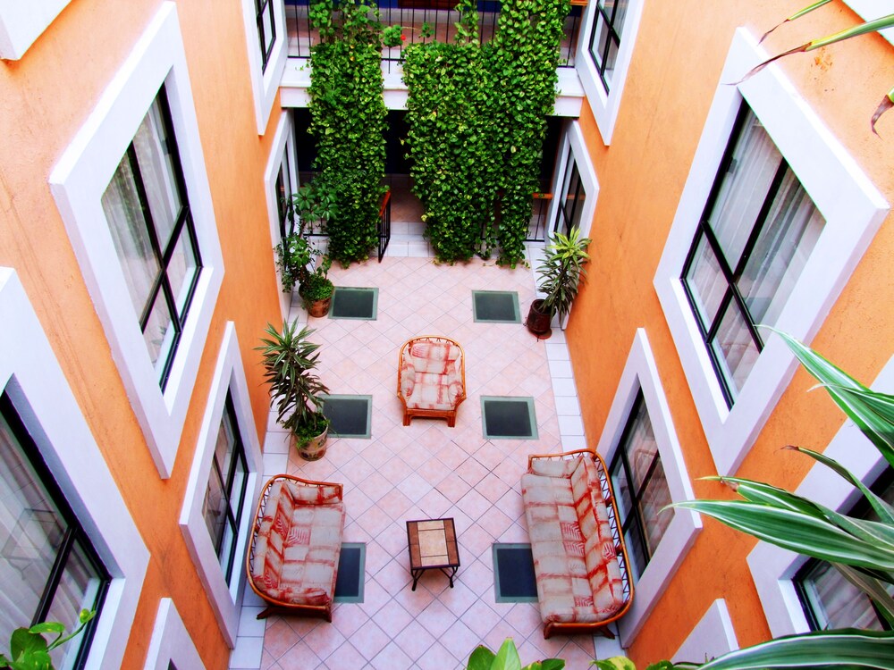Sundeck