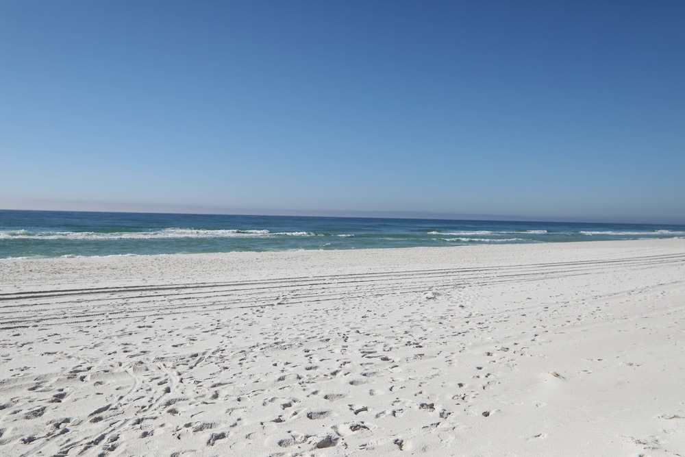 Top of the Gulf by Emerald View Resorts - photo 45