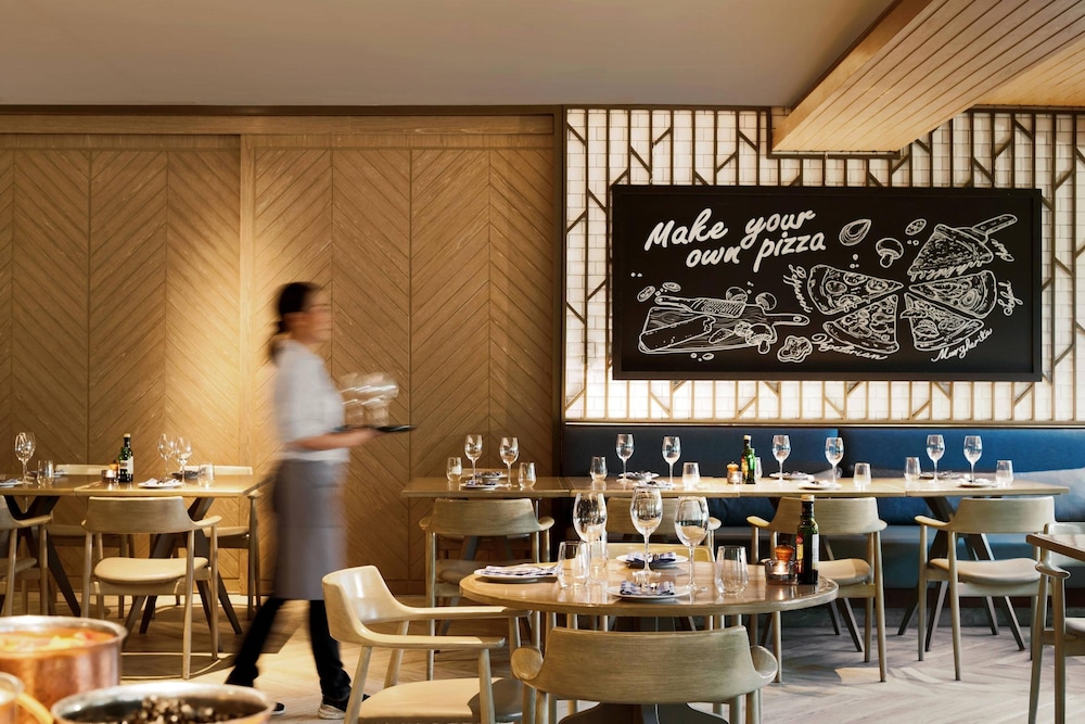 מזון ומשקאות