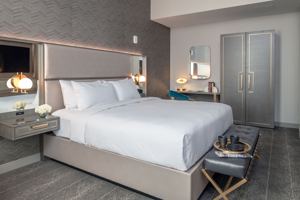 Tulsa Club Hotel Curio Collection by Hilton - photo 13