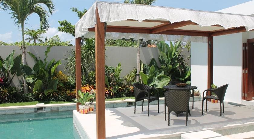 Villa Capella — 4-Star Luxury Hotel in Canggu, Indonesia