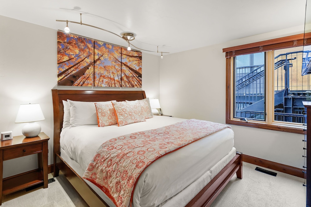 The St. Regis Aspen Resort - photo 6