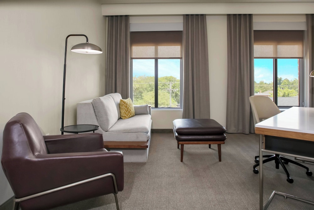 Courtyard by Marriott Thomasville Downtown - photo 11