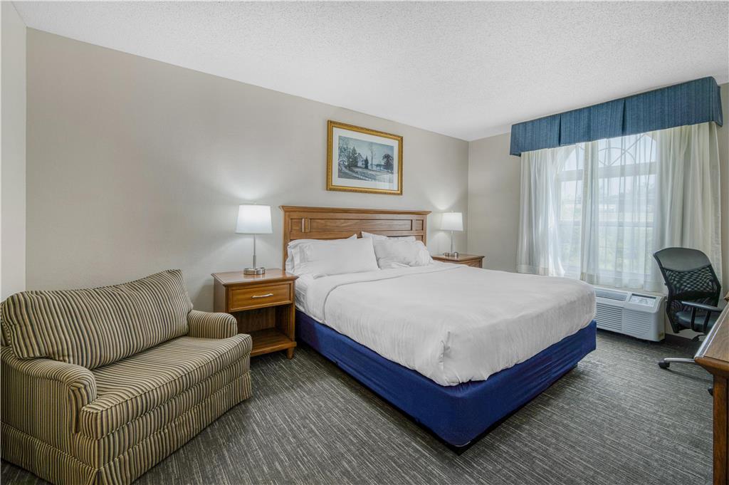 SureStay Plus Hotel by Best Western Elizabethtown Hershey - photo 33
