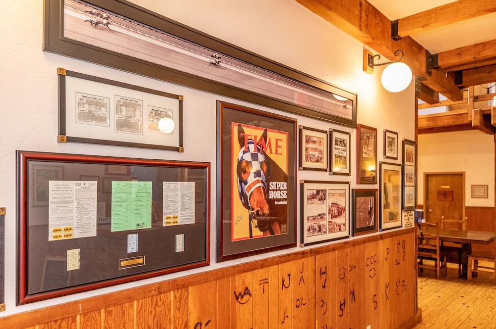Sonoita Inn - photo 17