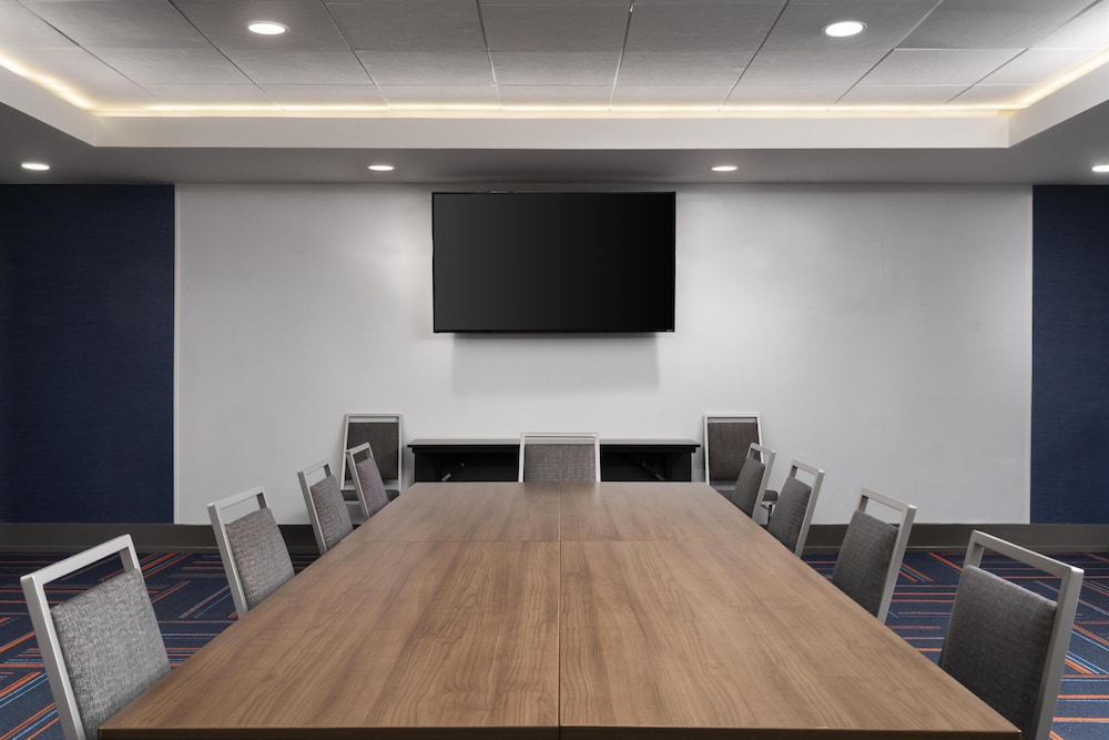 Hampton Inn & Suites Yonkers Westchester - photo 29