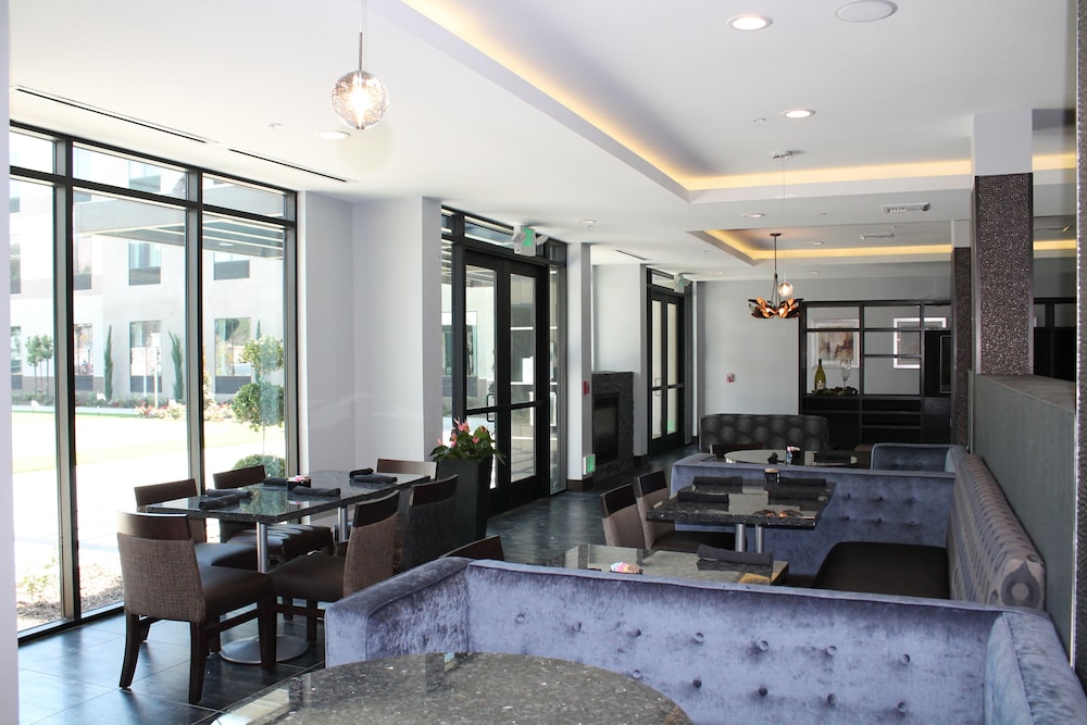 Holiday Inn Carlsbad by IHG - photo 49