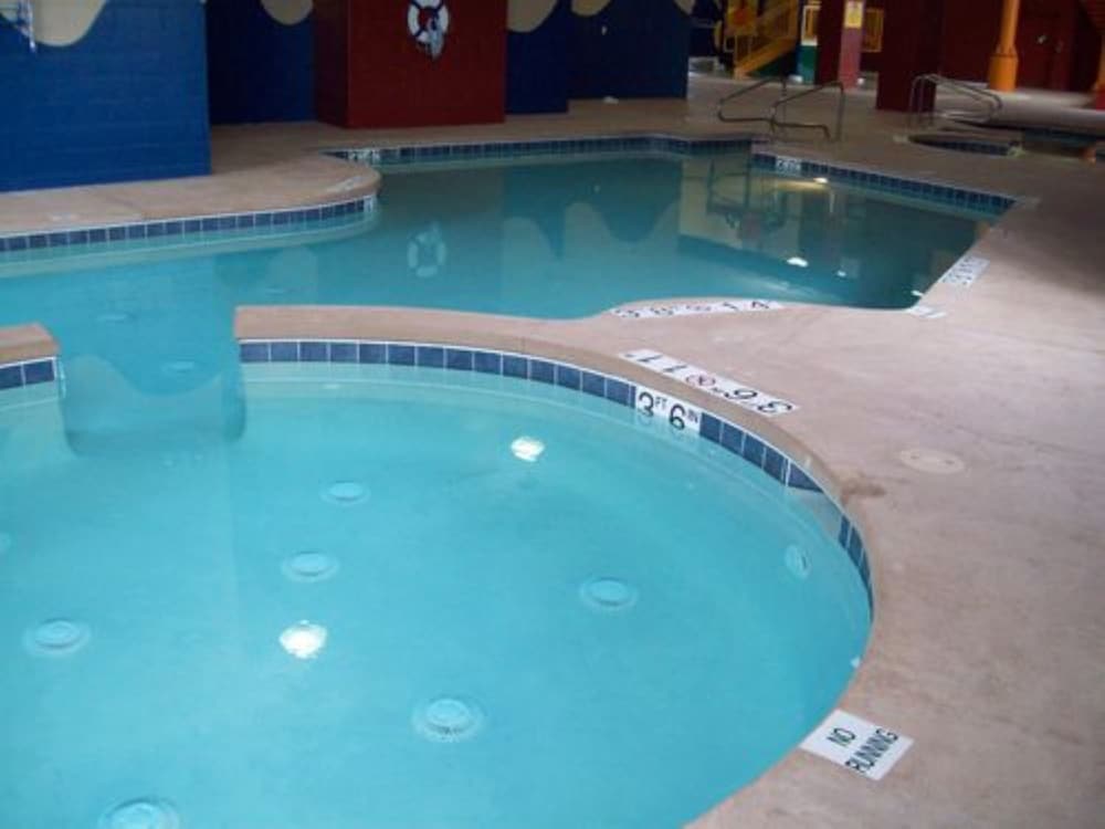Holiday Inn Omaha Downtown Waterpark by IHG - photo 28