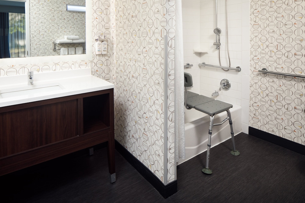 Holiday Inn Weirton Steubenville Area by IHG - photo 29
