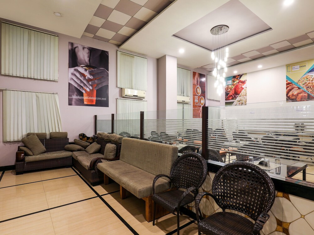 Hotel Sashi Paradise in Vijayawada, India