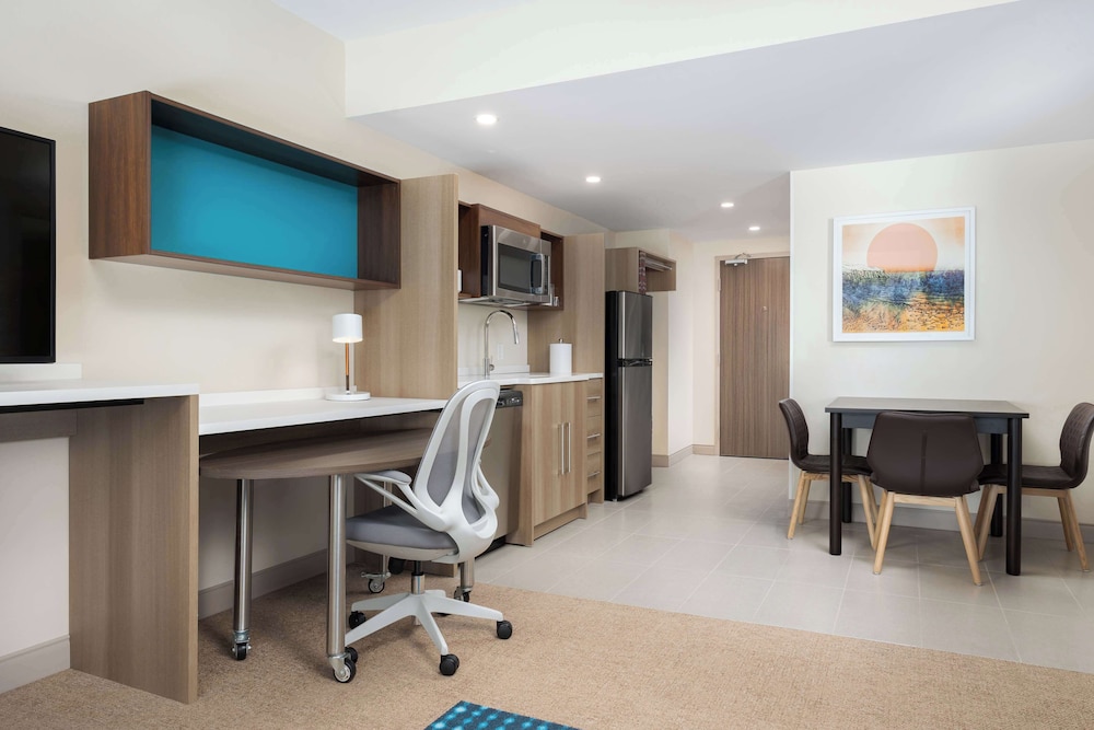 Home2 Suites by Hilton Boston Franklin - photo 5