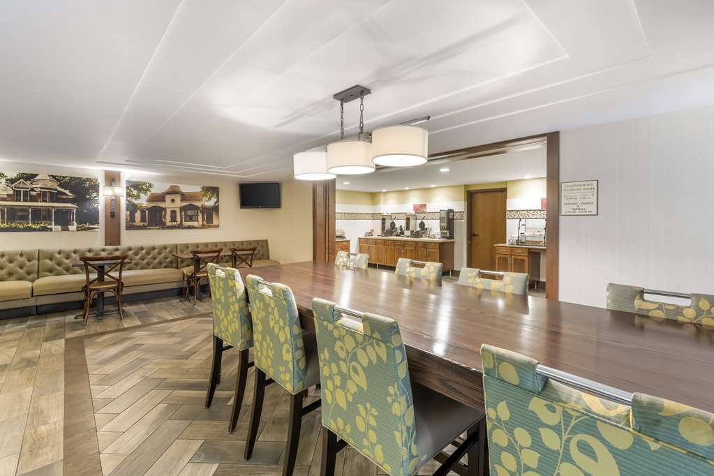 Best Western Plus New Ulm - photo 34